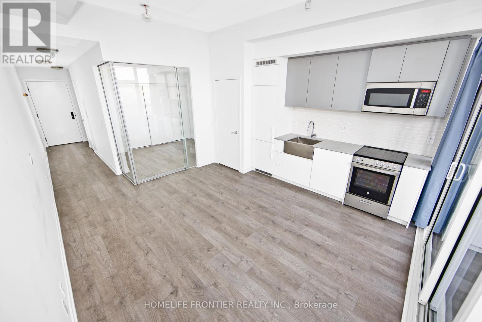 420 - 270 Dufferin Street, Toronto, Ontario  M6K 0H8 - Photo 4 - W11836253