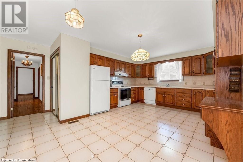 103 Leggett Crescent, Hamilton, Ontario  L8W 2A5 - Photo 9 - 40683785