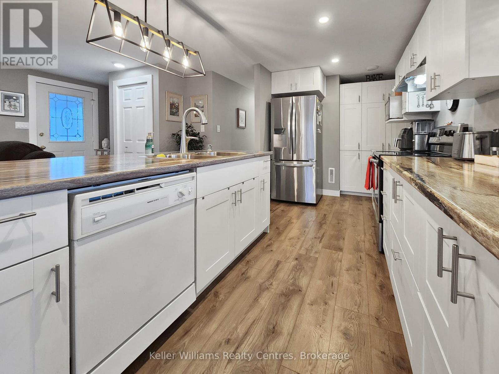 190 Pebble Beach Parkway, Lambton Shores, Ontario  N0M 1T0 - Photo 15 - X11898034