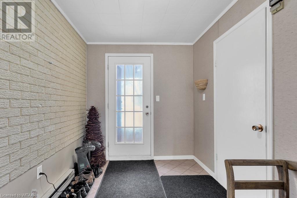 211 Quarterline RoadTillsonburg, Ontario  N4G 4E3 - Photo 4 - 40686431