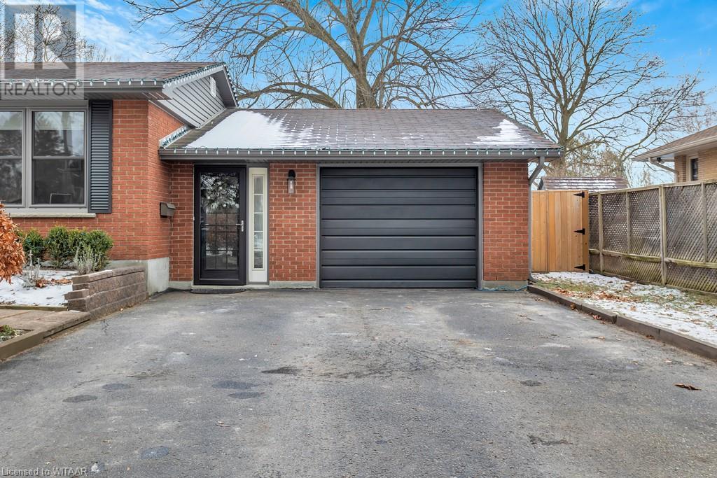 211 Quarterline RoadTillsonburg, Ontario  N4G 4E3 - Photo 3 - 40686431