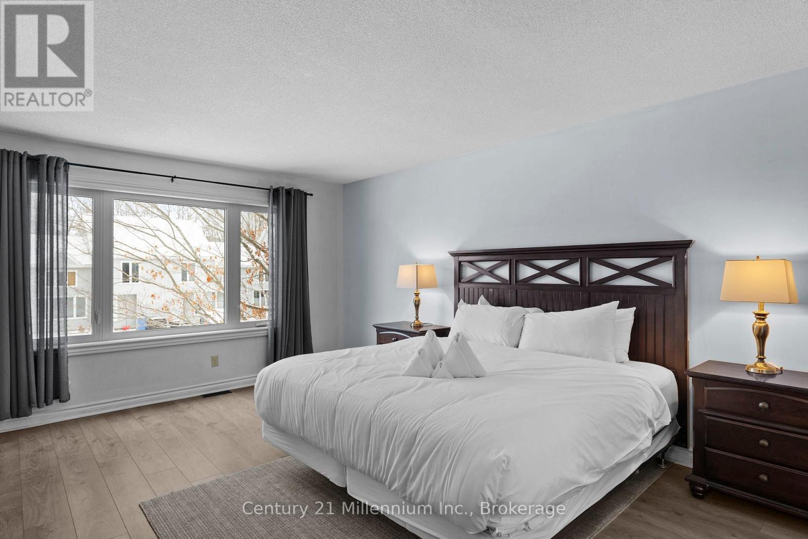 159 Vacation Inn Drive, Collingwood, Ontario  L9Y 5G4 - Photo 21 - S11900700