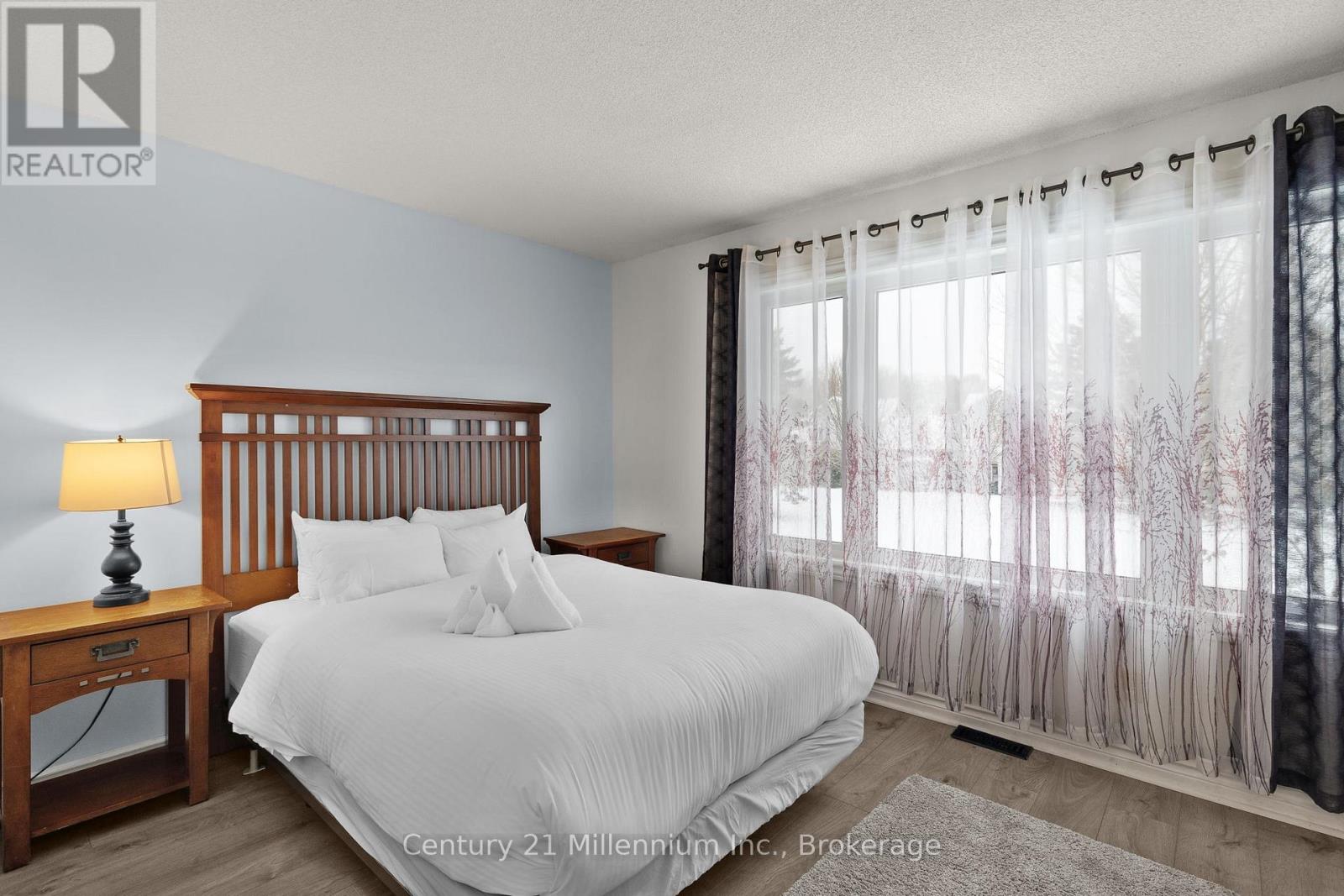 159 Vacation Inn Drive, Collingwood, Ontario  L9Y 5G4 - Photo 26 - S11900700
