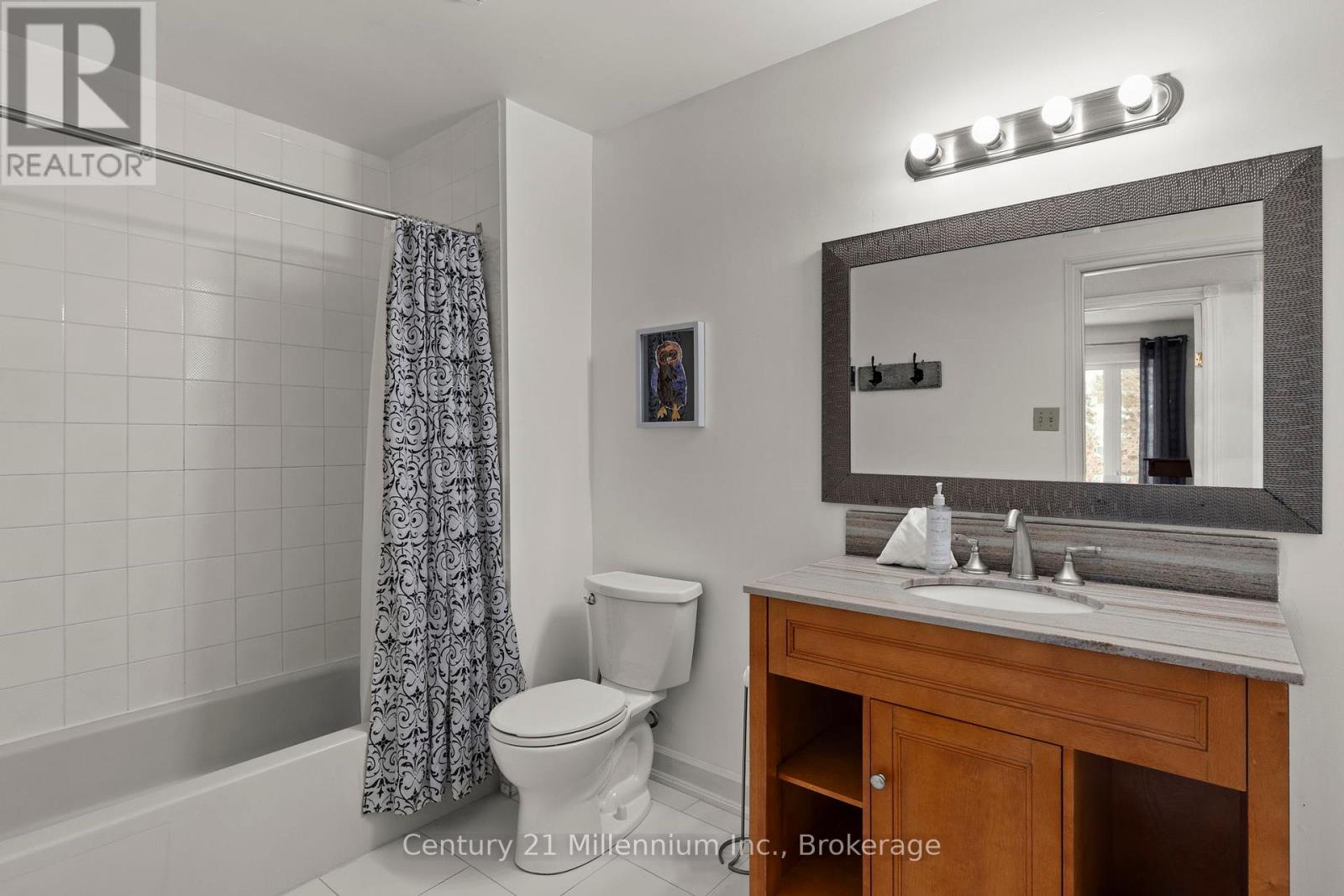 159 Vacation Inn Drive, Collingwood, Ontario  L9Y 5G4 - Photo 30 - S11900700