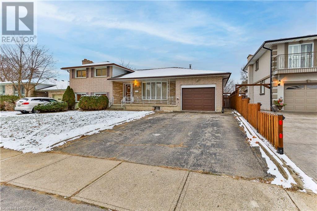 17 Shalfleet Boulevard, Brantford, Ontario  N3R 6L5 - Photo 3 - 40686402