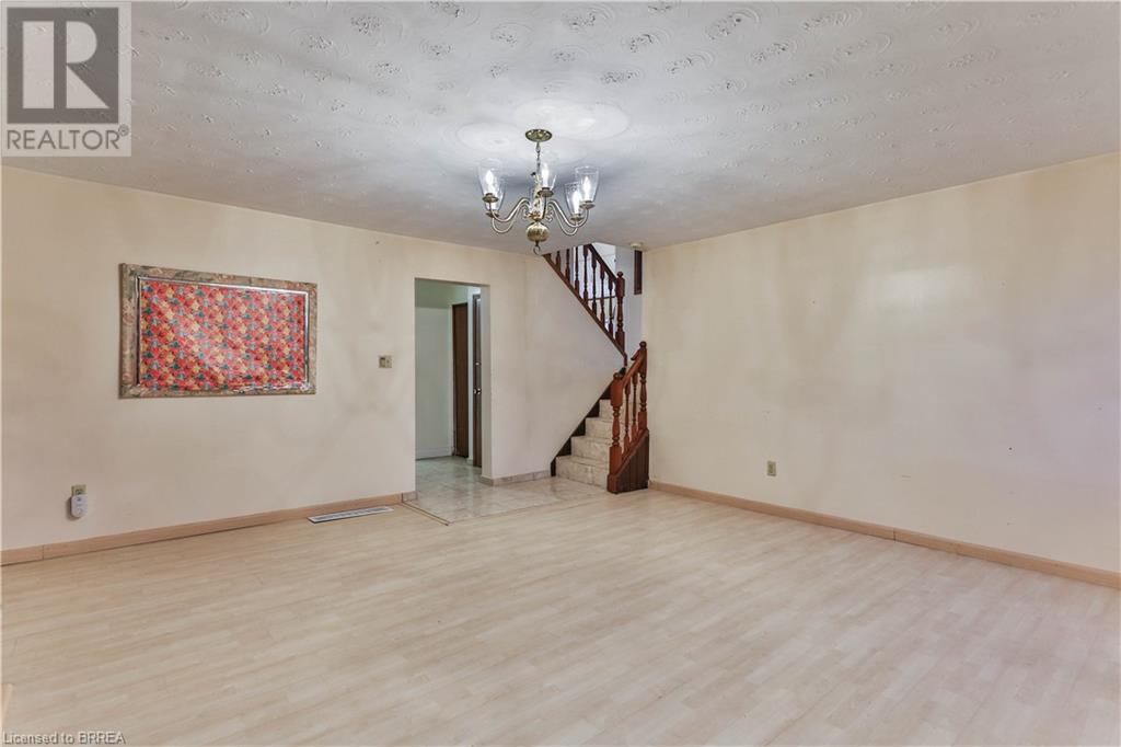 17 Shalfleet Boulevard, Brantford, Ontario  N3R 6L5 - Photo 23 - 40686402