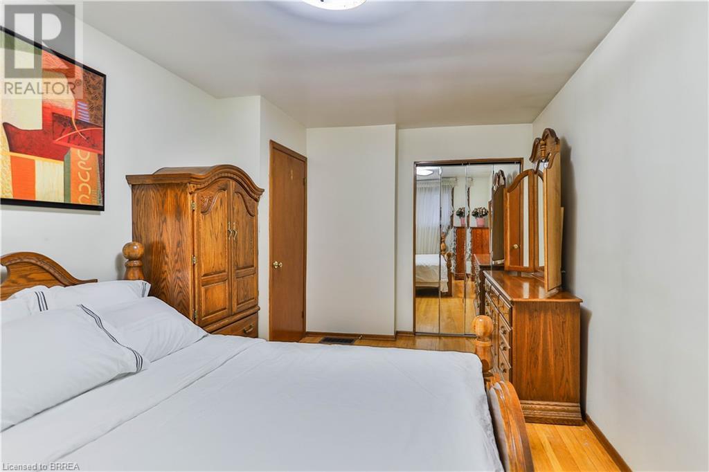 17 Shalfleet Boulevard, Brantford, Ontario  N3R 6L5 - Photo 15 - 40686402