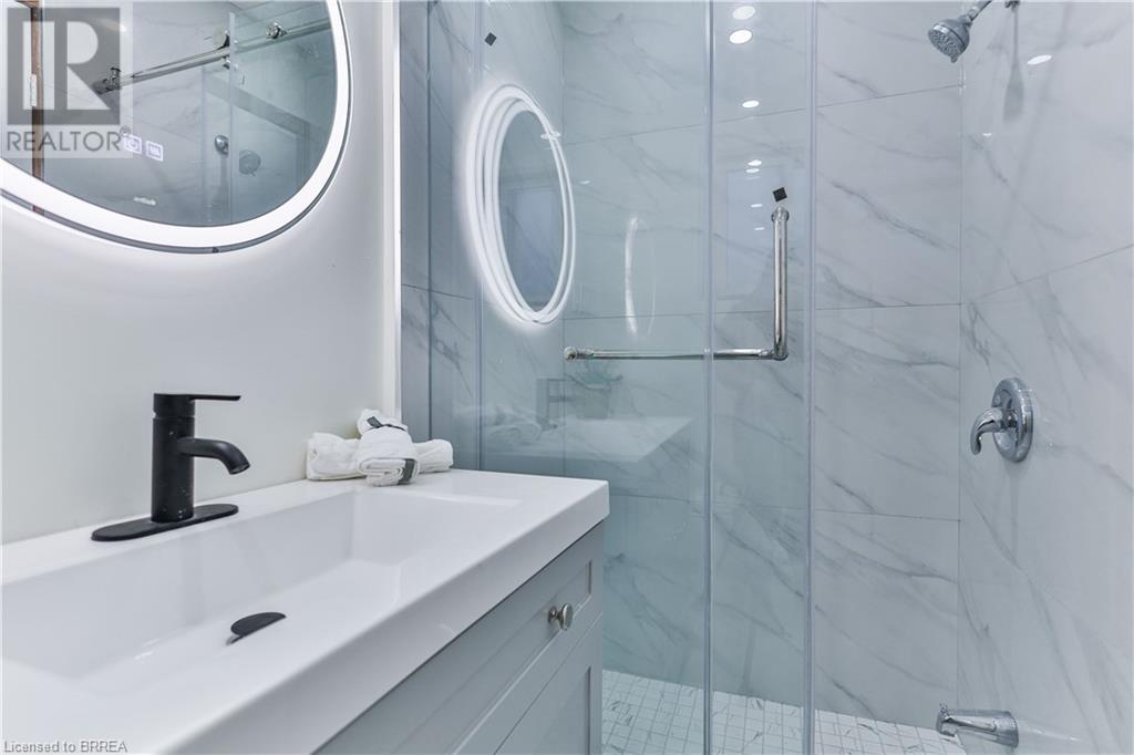 17 Shalfleet Boulevard, Brantford, Ontario  N3R 6L5 - Photo 25 - 40686402