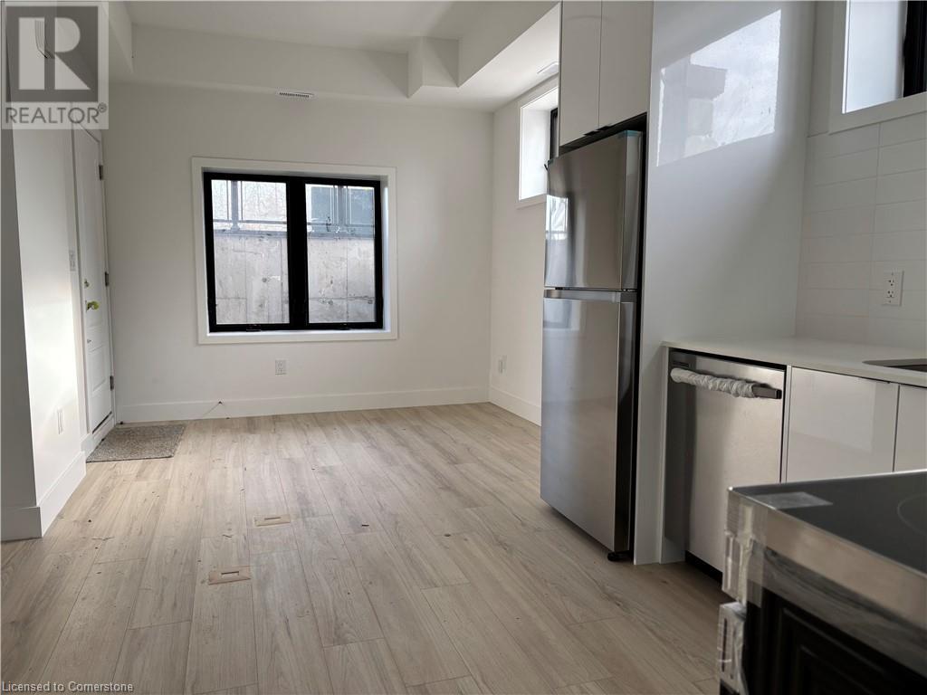 7277 Wilson Crescent Unit# 102, Niagara Falls, Ontario  L2G 4R8 - Photo 6 - 40686420