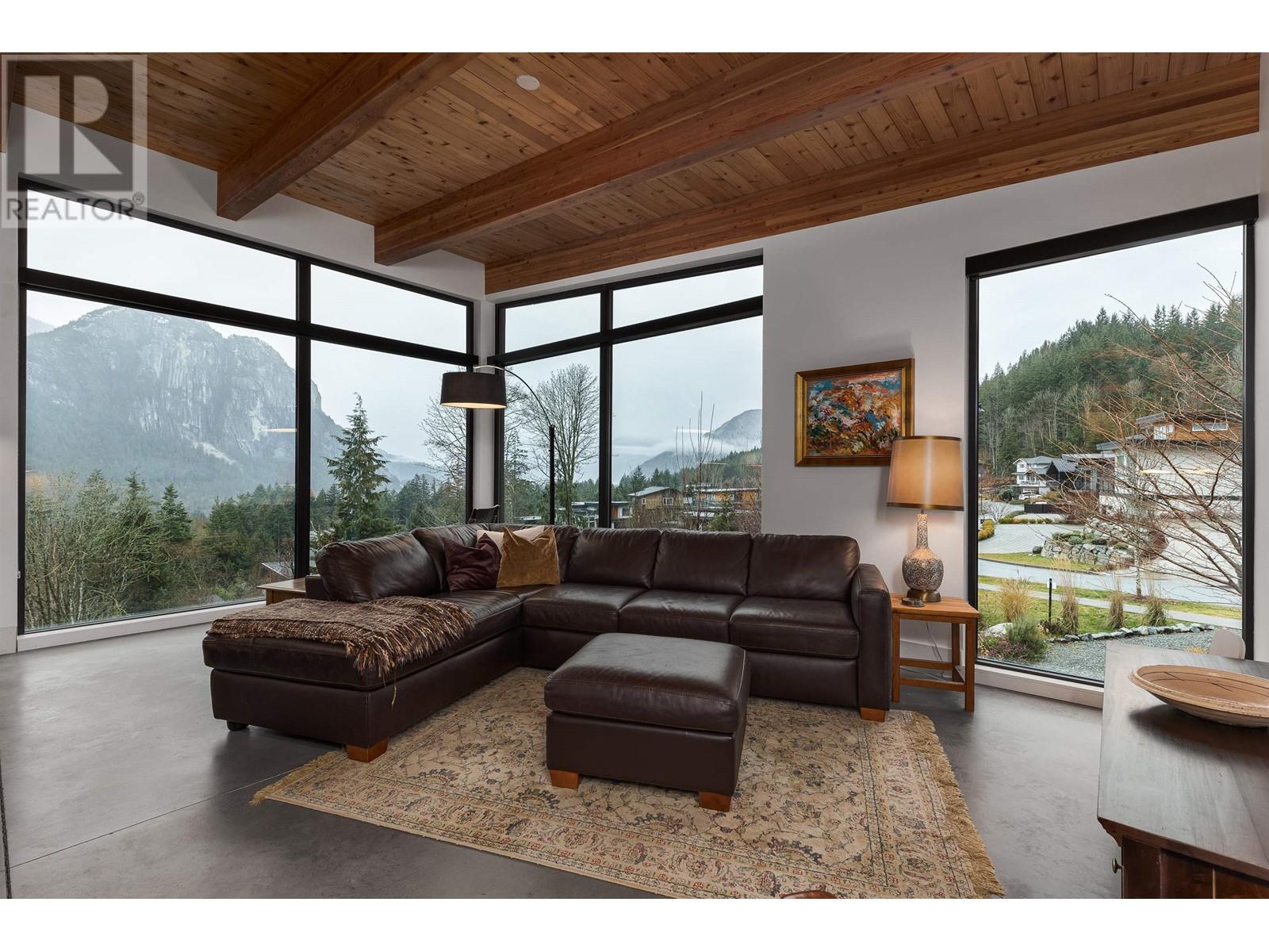 2232 Crumpit Woods Drive, Squamish, British Columbia  V8B 0T6 - Photo 7 - R2951310