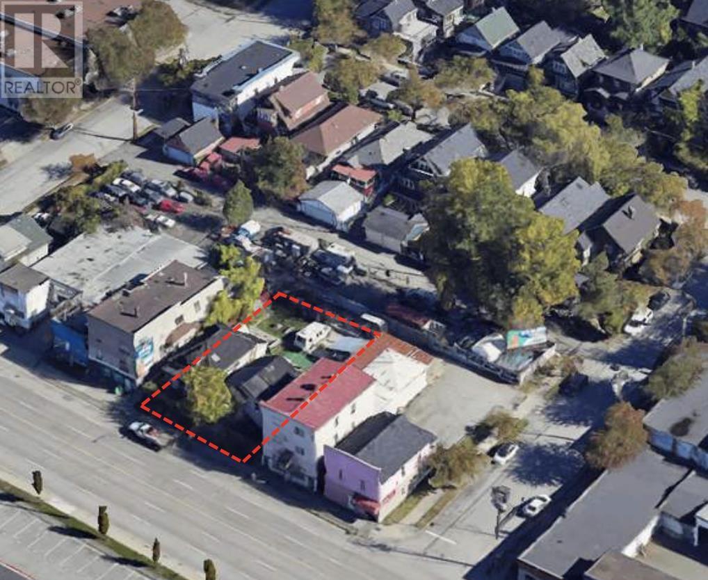 Listing Picture 3 of 4 : 1026 CLARK DRIVE, Vancouver / 溫哥華 - 魯藝地產 Yvonne Lu Group - MLS Medallion Club Member