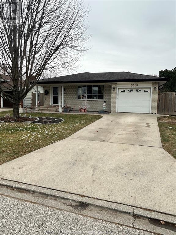 3068 RUSHTON DRIVE, Windsor, Ontario