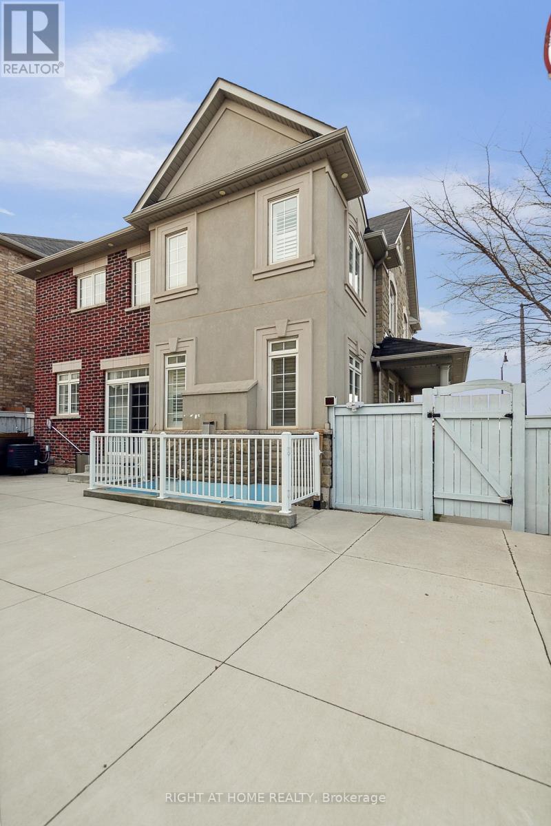 1 Sage Meadow Crescent, Brampton, Ontario  L6Y 0B7 - Photo 34 - W11900566