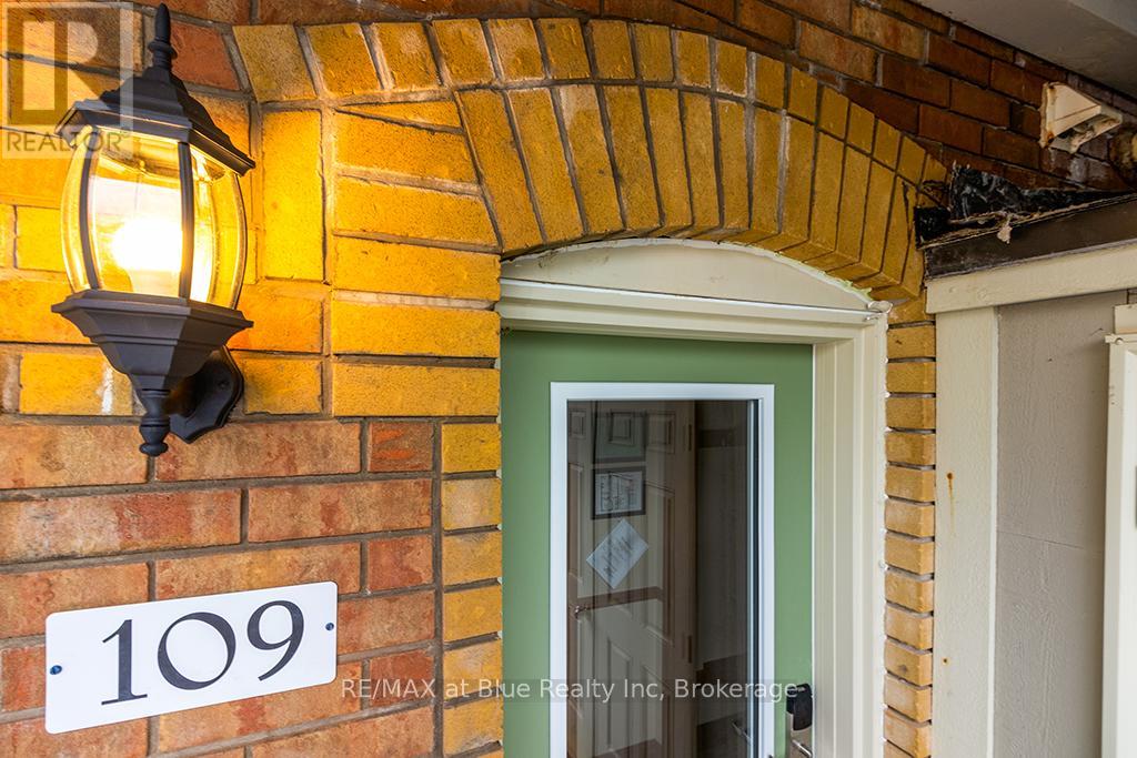 109 - 184 Snowbridge Way, Blue Mountains, Ontario  L9Y 3Z2 - Photo 12 - X11900806