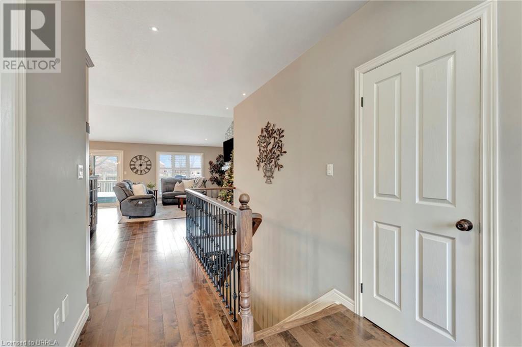 149 Galinee Trail, Port Dover, Ontario  N0A 1N9 - Photo 2 - 40685872