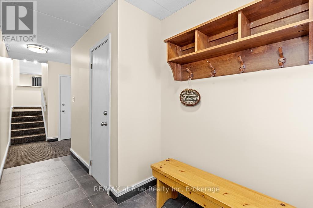 103 - 107 Ann Heggtveit Drive, Blue Mountains, Ontario  L9Y 0P7 - Photo 12 - X11900841