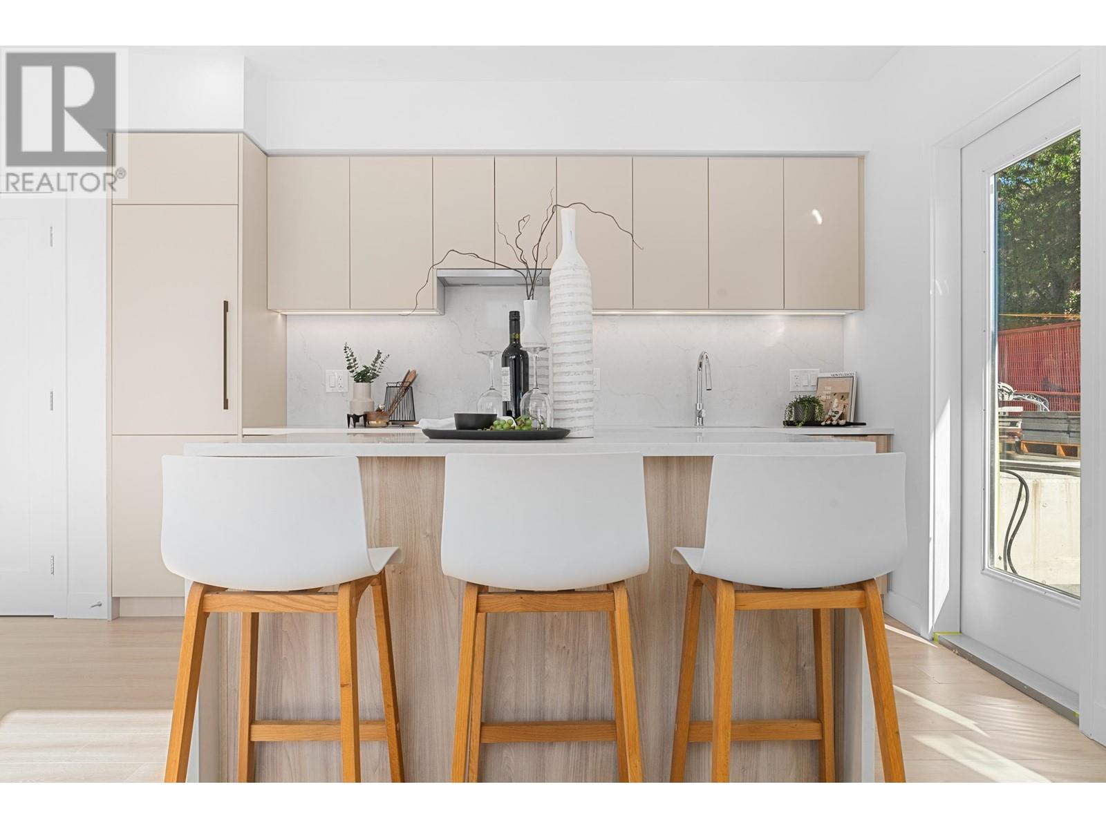 107 7161 17th Avenue, Burnaby, British Columbia  V3N 1K8 - Photo 29 - R2951521