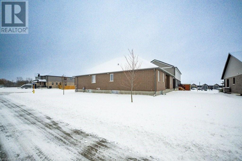 705 Hollinger Drive SListowel, Ontario  N4W 3V2 - Photo 48 - 40685898