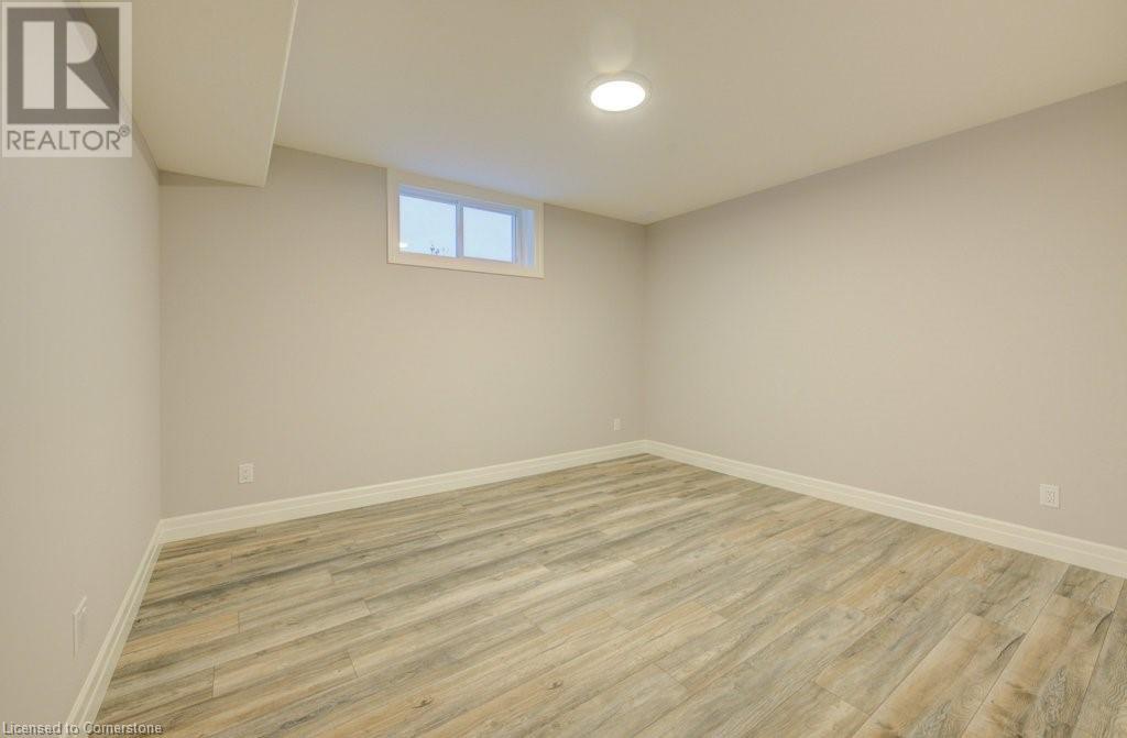 705 Hollinger Drive SListowel, Ontario  N4W 3V2 - Photo 40 - 40685898