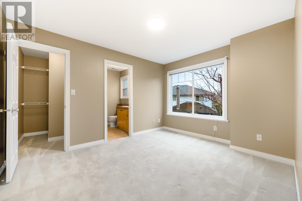 Listing Picture 17 of 27 : 4 7060 BLUNDELL ROAD, Richmond / 烈治文 - 魯藝地產 Yvonne Lu Group - MLS Medallion Club Member