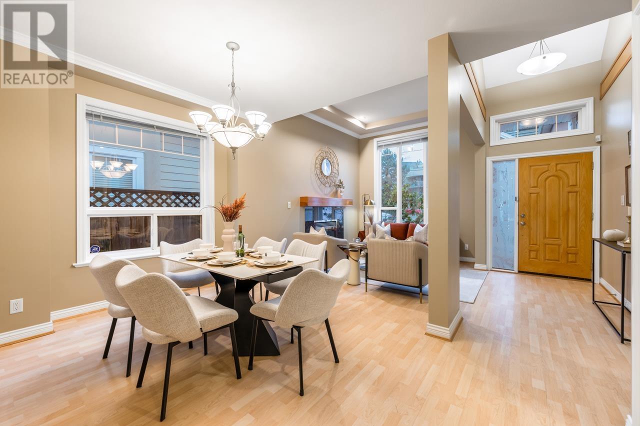 Listing Picture 4 of 27 : 4 7060 BLUNDELL ROAD, Richmond / 烈治文 - 魯藝地產 Yvonne Lu Group - MLS Medallion Club Member