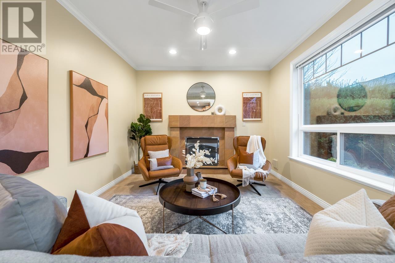 Listing Picture 11 of 27 : 4 7060 BLUNDELL ROAD, Richmond / 烈治文 - 魯藝地產 Yvonne Lu Group - MLS Medallion Club Member