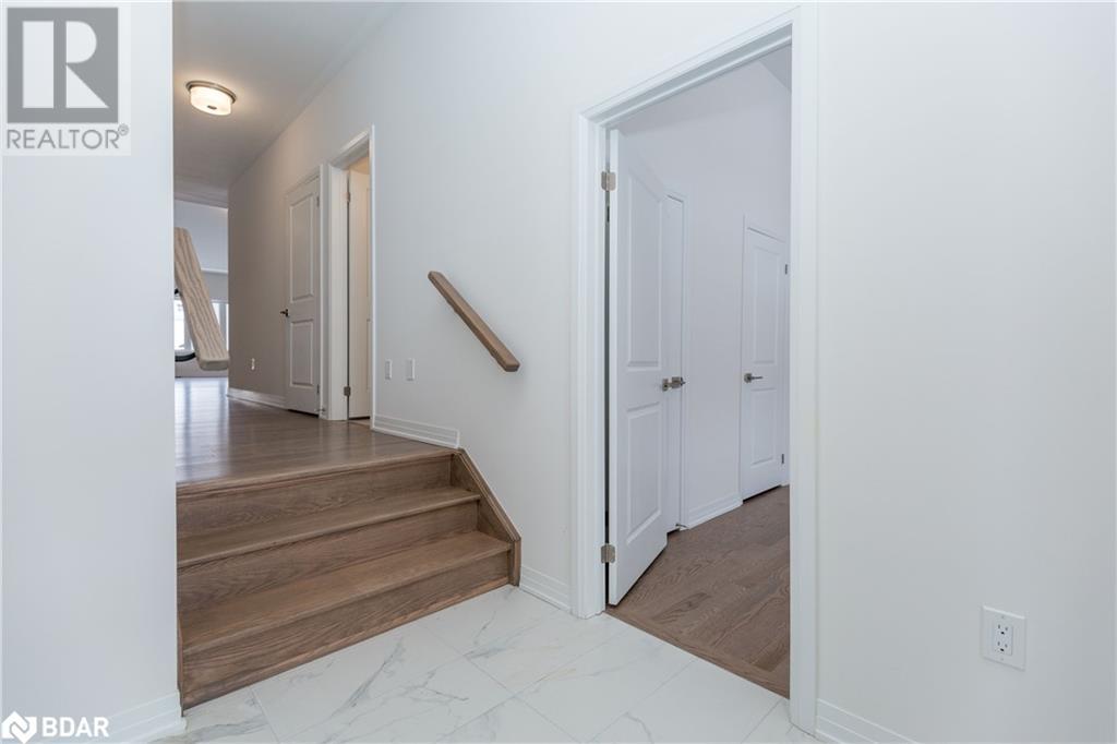 3041 Sandy Acres Avenue Avenue, Severn, Ontario  L3V 8R3 - Photo 5 - 40686444