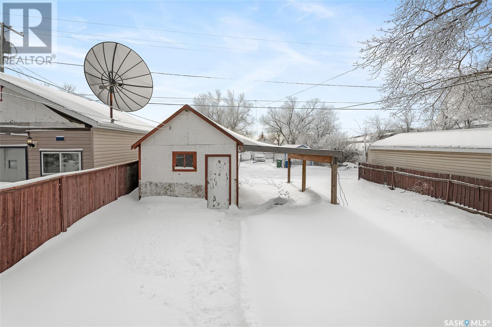 447 Ominica Street W, Moose Jaw, Saskatchewan  S6H 1X7 - Photo 35 - SK990957