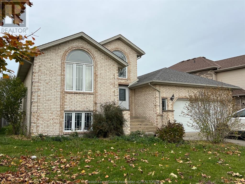 532 John Harvey, Windsor, Ontario  N9E 4W1 - Photo 3 - 24029707