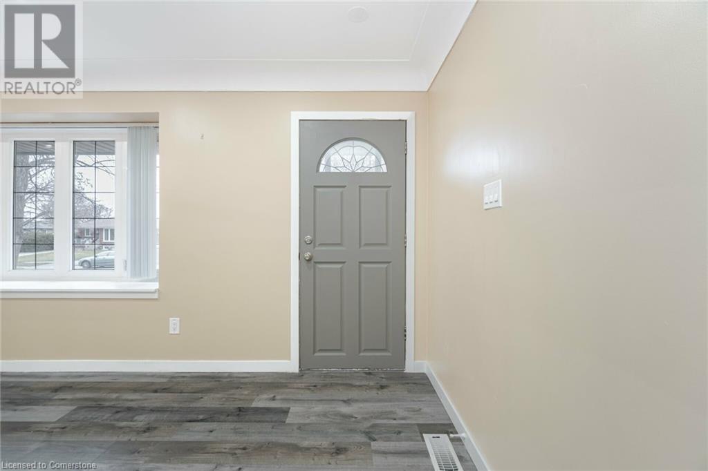 55 Morning Dew Drive, Brantford, Ontario  N3R 3P1 - Photo 8 - 40686449