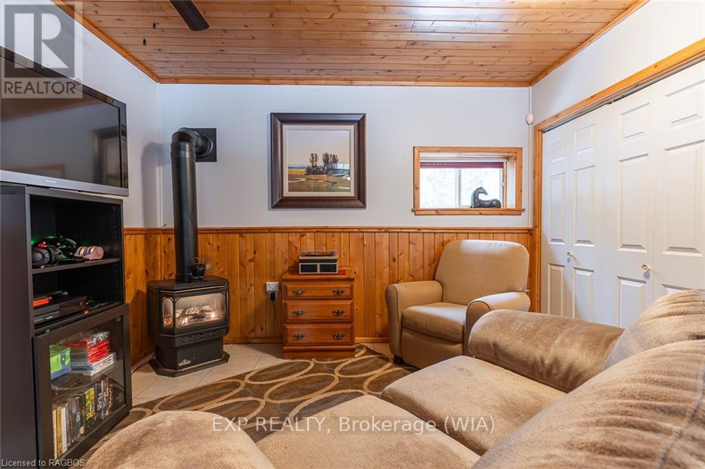 5202 Highway 6, Northern Bruce Peninsula, Ontario  N0H 1Z0 - Photo 20 - X10848083