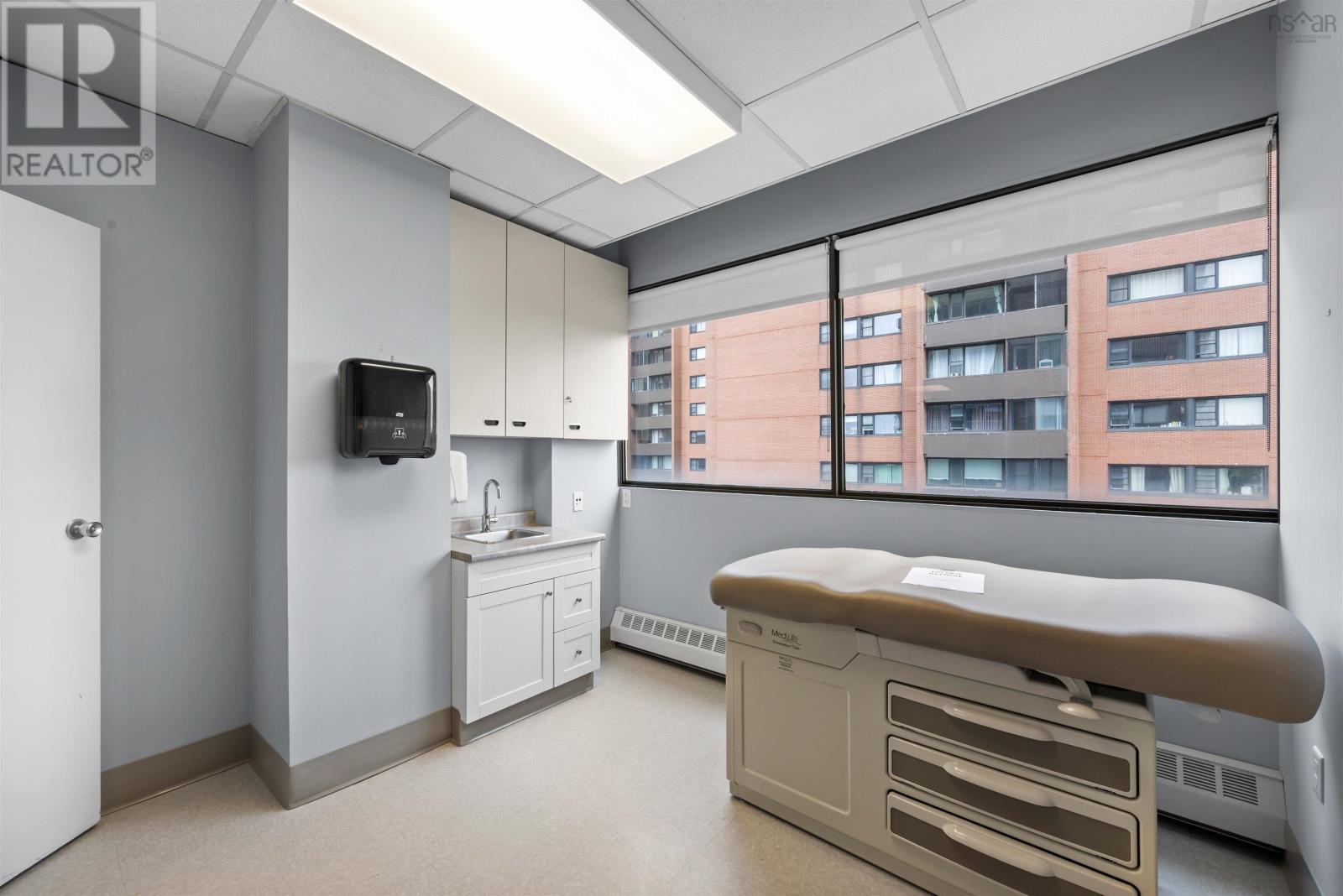 705 5991 Spring Garden Road, Halifax, Nova Scotia  B3H 1Y6 - Photo 3 - 202428561