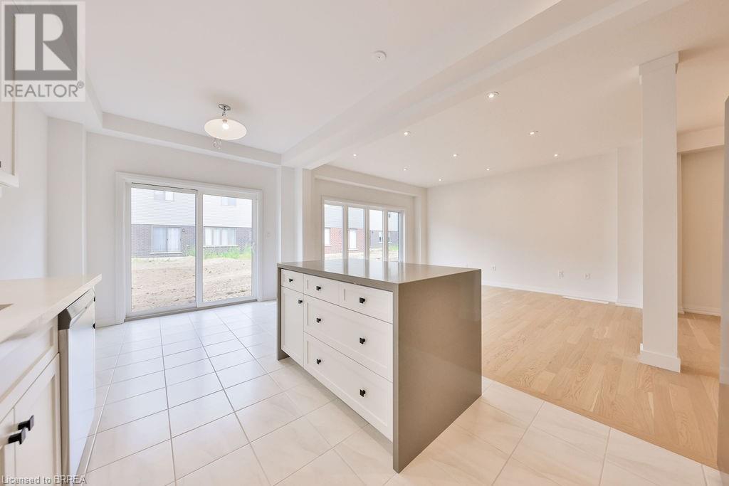 24 Broddy Avenue Unit# Upper, Brantford, Ontario  N3T 0V2 - Photo 14 - 40680247