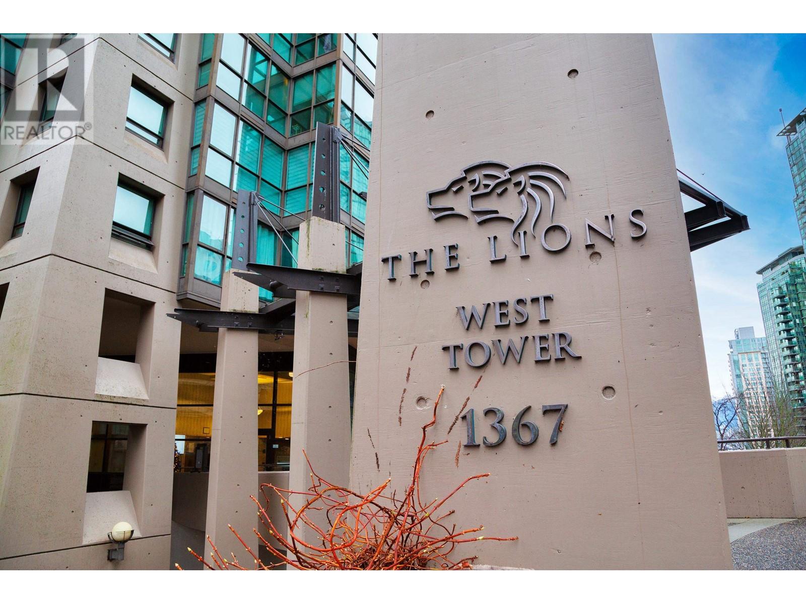 Listing Picture 2 of 22 : 402 1367 ALBERNI STREET, Vancouver / 溫哥華 - 魯藝地產 Yvonne Lu Group - MLS Medallion Club Member