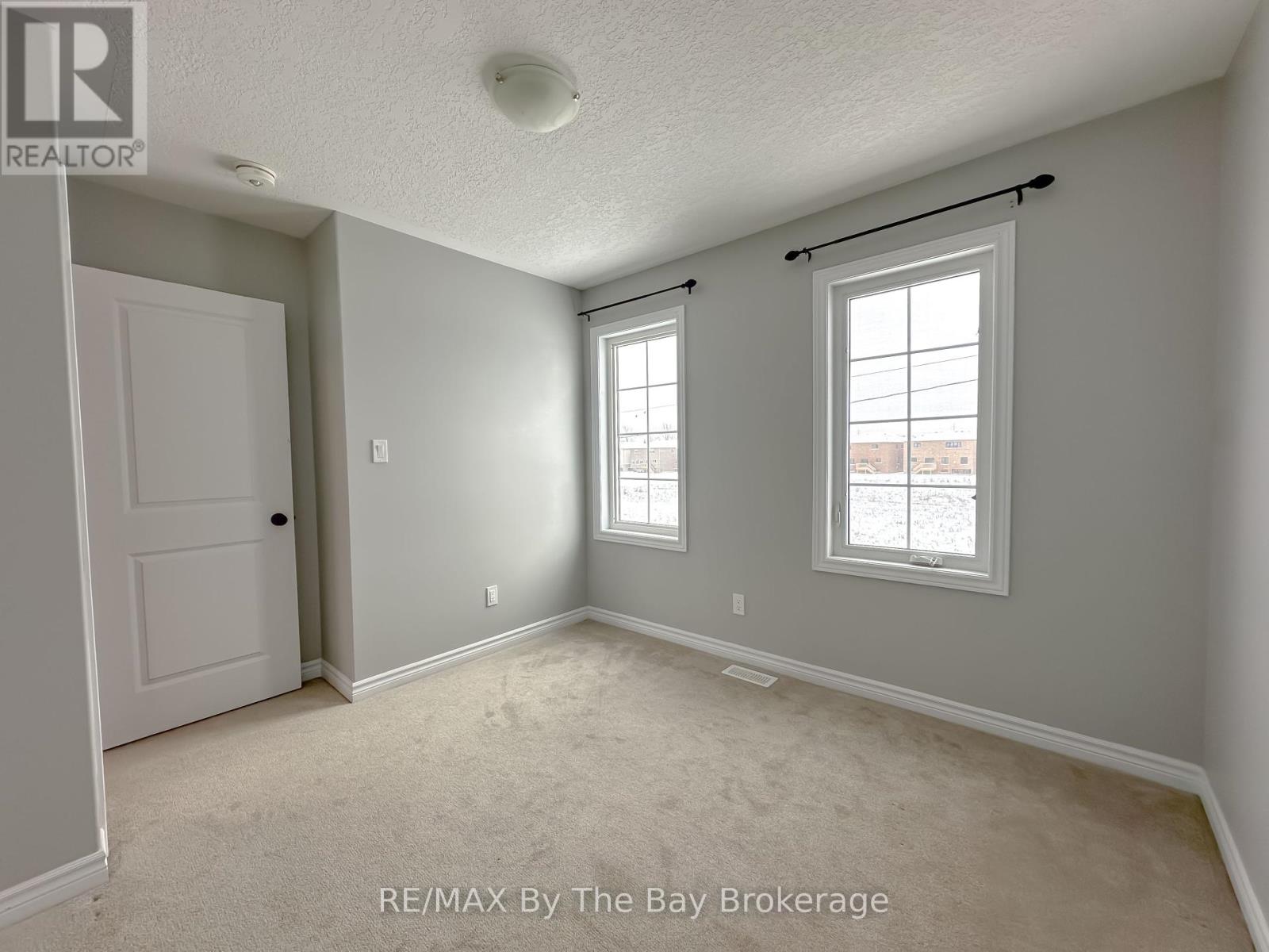 267 Quebec Street, Clearview, Ontario  L0M 1S0 - Photo 17 - S11901084