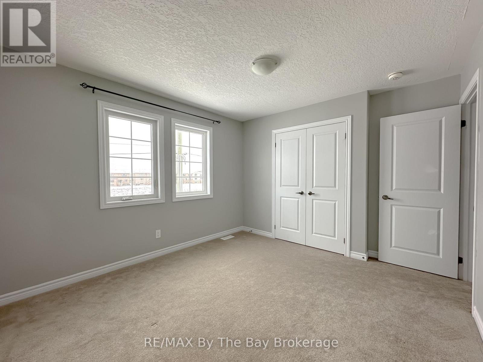 267 Quebec Street, Clearview, Ontario  L0M 1S0 - Photo 18 - S11901084