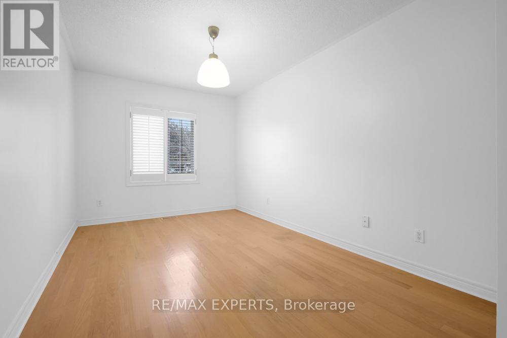 K - 3348 Bayview Avenue, Toronto, Ontario  M2M 3R9 - Photo 22 - C11897987