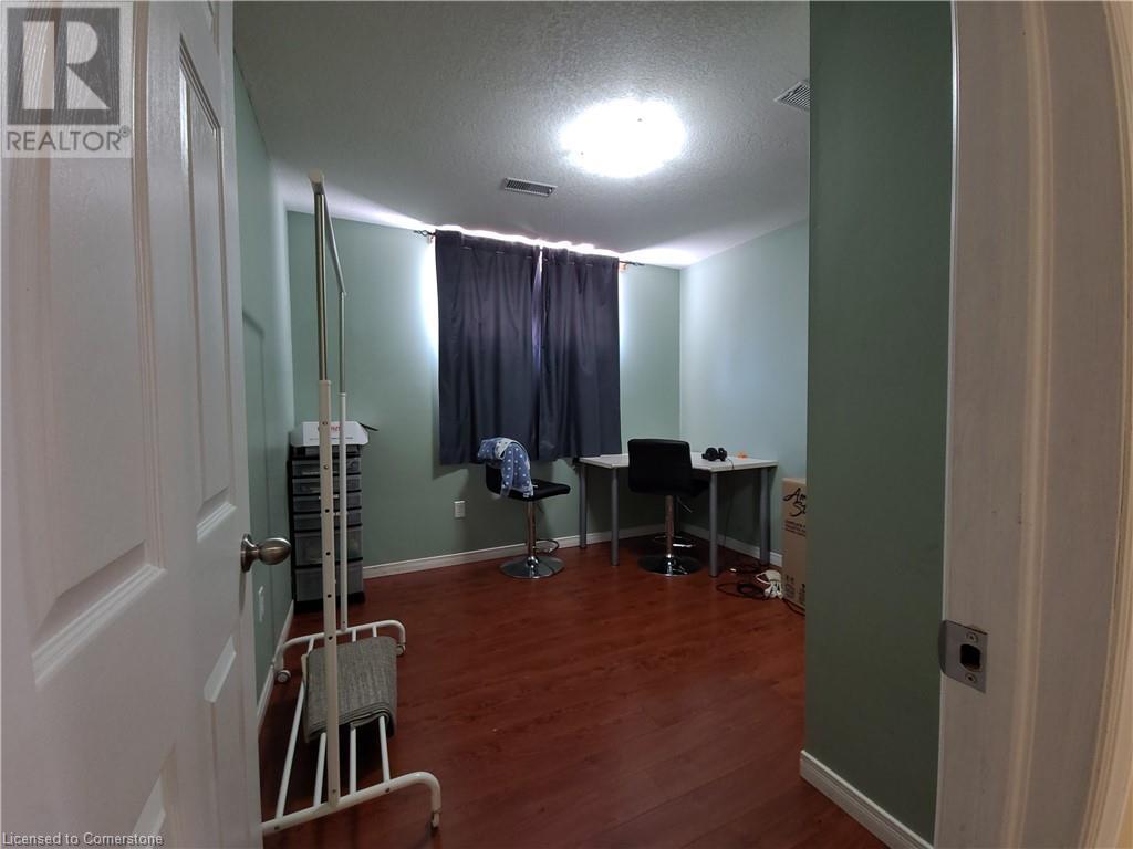 12 Peer Drive Unit# Basement, Guelph, Ontario  N1C 1G9 - Photo 6 - 40686448