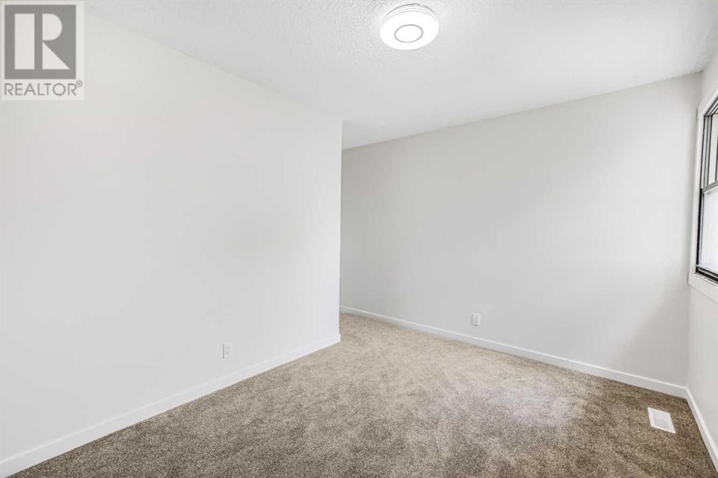 6740 Temple Drive Ne, Calgary, Alberta  T1Y 5E6 - Photo 27 - A2176418