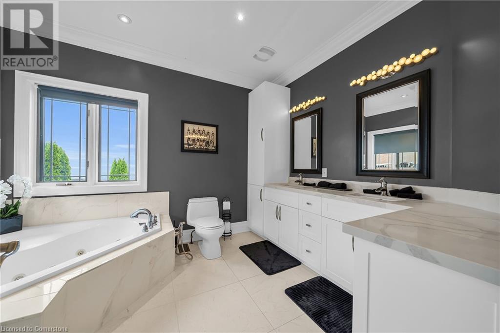 94 Seabreeze CrescentStoney Creek, Ontario  L8E 3C9 - Photo 13 - XH4203373