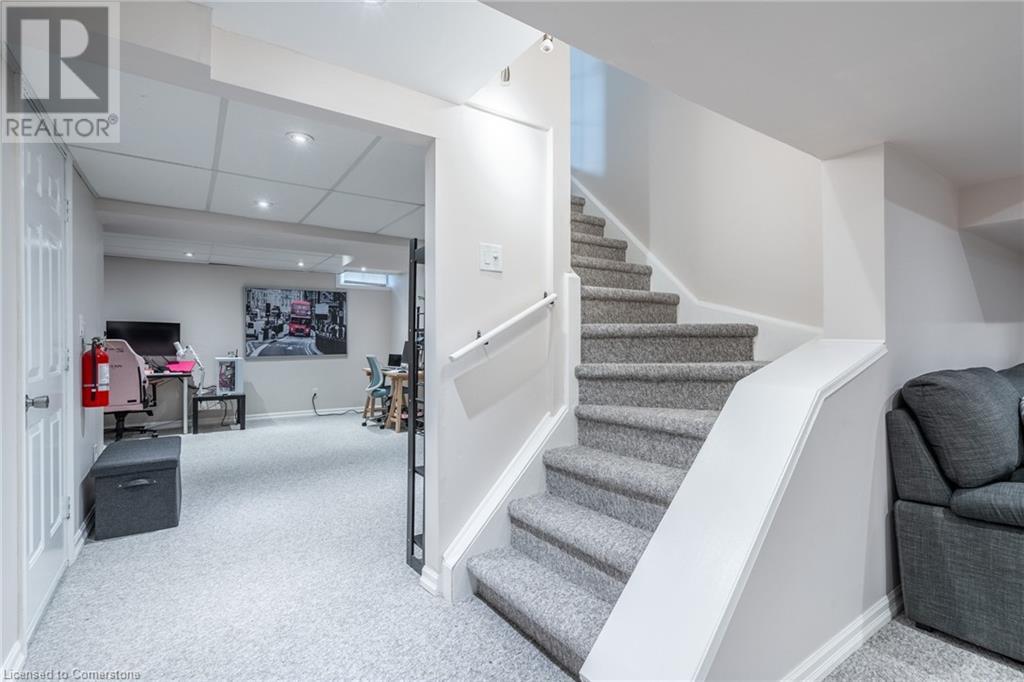 2083 Edgebank Court, Burlington, Ontario  L7M 2S8 - Photo 24 - 40660310