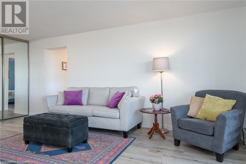 225 Harvard Place Unit# 704Waterloo, Ontario  N2J 4H4 - Photo 14 - 40686309