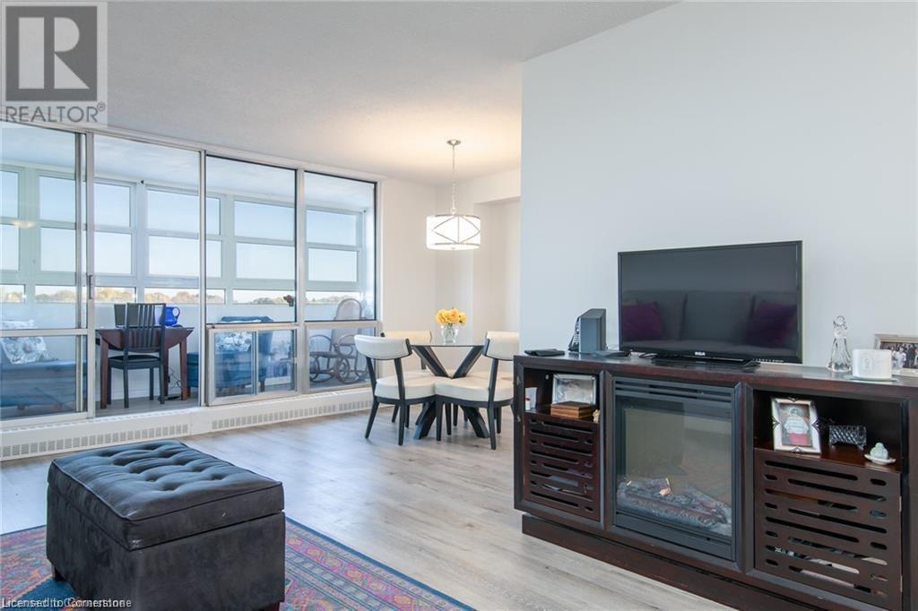 225 Harvard Place Unit# 704Waterloo, Ontario  N2J 4H4 - Photo 17 - 40686309