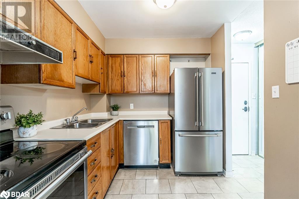 1047 Mississaga Street West Unit# 301, Orillia, Ontario  L3V 3C7 - Photo 4 - 40679683