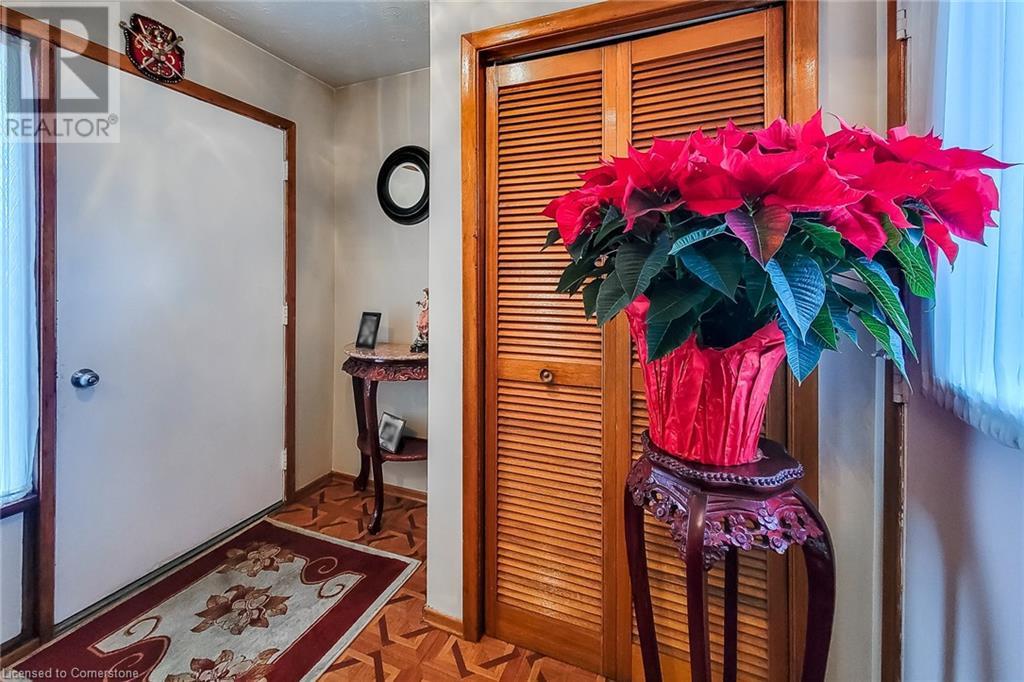 419 Red Oak Avenue, Hamilton, Ontario  L8E 2C7 - Photo 8 - 40684124