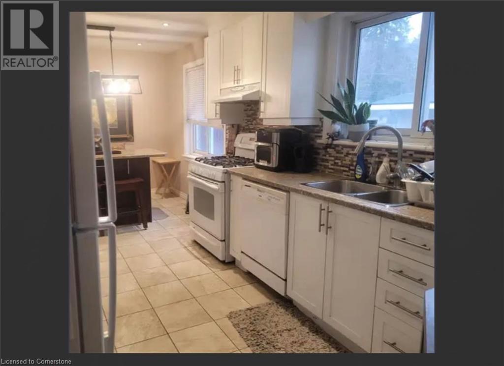 186 Rifle Range Road, Hamilton, Ontario  L8S 3B9 - Photo 3 - 40686324