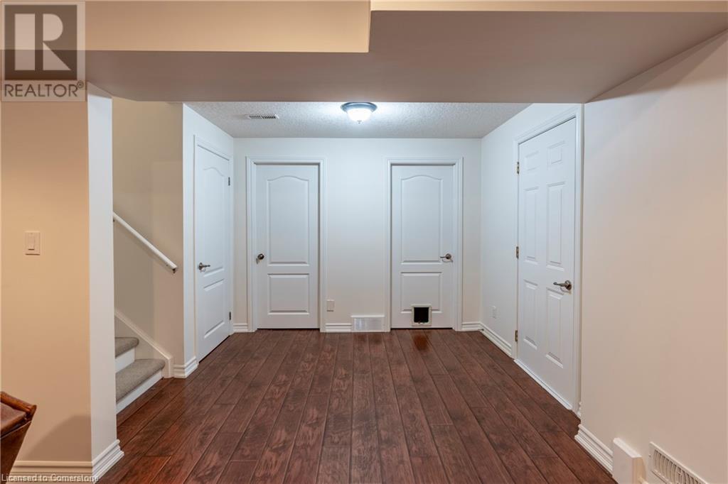 33 Notchwood Court, Kitchener, Ontario  N2A 3L6 - Photo 32 - 40684757