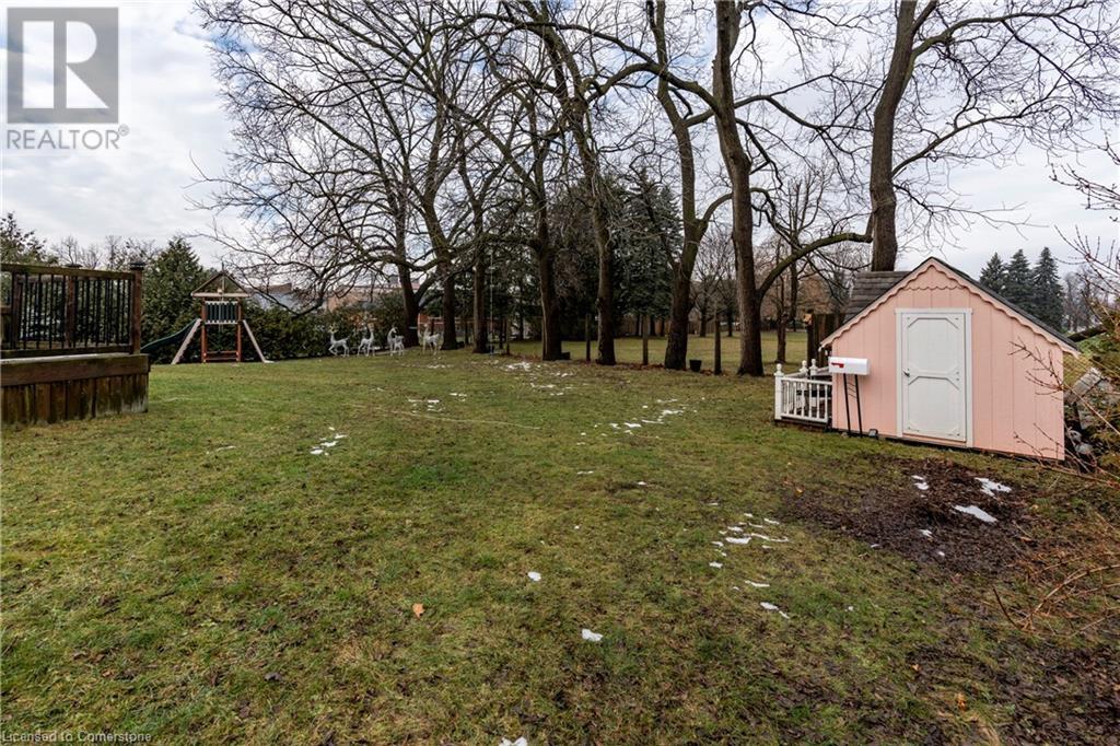 33 Notchwood Court, Kitchener, Ontario  N2A 3L6 - Photo 49 - 40684757