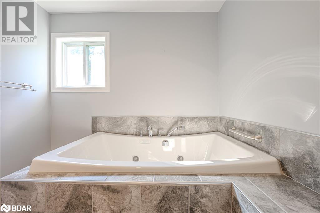 29 Melville Court, Oro-Medonte, Ontario  L0L 2E0 - Photo 11 - 40686357