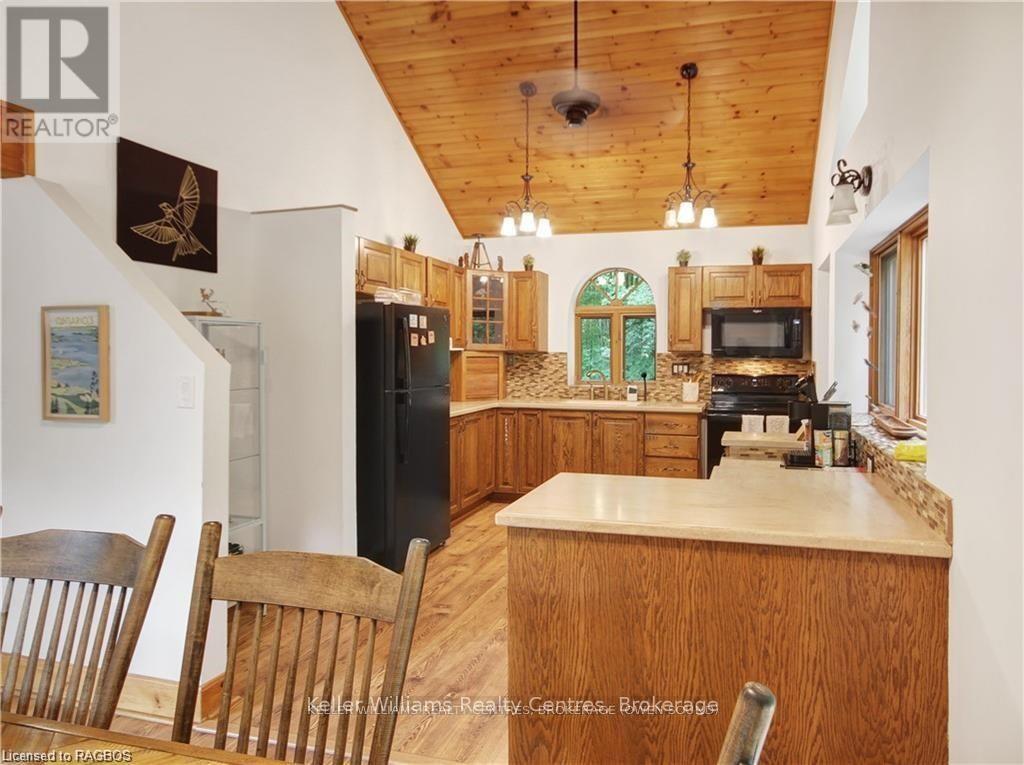 382488 Concession 17, Georgian Bluffs, Ontario  N0H 2T0 - Photo 11 - X11901208